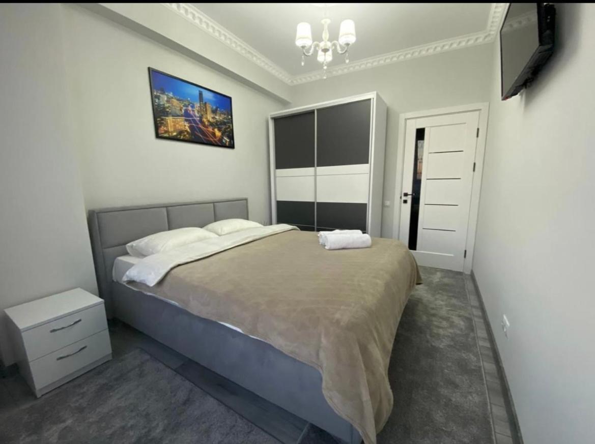 Luxury Oasis Flat Apartment Chisinau Exterior photo